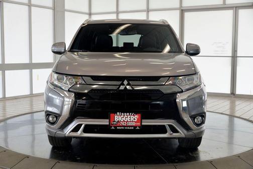 Mercury Gray Metallic 2022 Mitsubishi Outlander PHEV SEL
