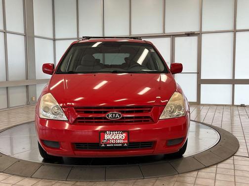 2010 Kia Sedona LX