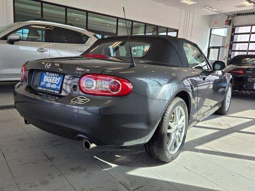 2015 Mazda MX-5 Miata Sport