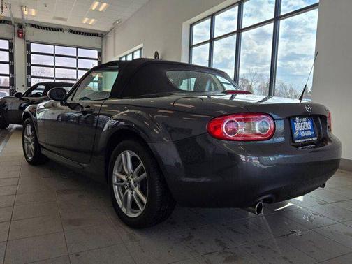 2015 Mazda MX-5 Miata Sport