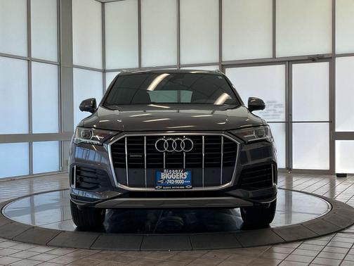 2021 Audi Q7 45 Premium Plus