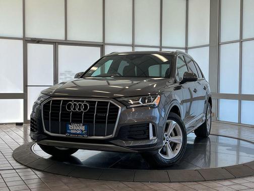 2021 Audi Q7 45 Premium Plus