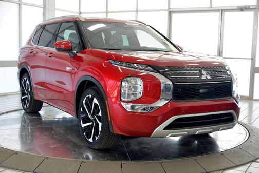 2023 Mitsubishi Outlander PHEV SEL