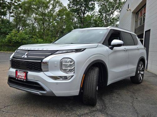 2025 Mitsubishi Outlander SEL