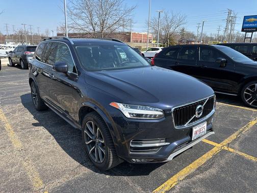 Magic Blue Metallic 2017 Volvo XC90 T6 Momentum