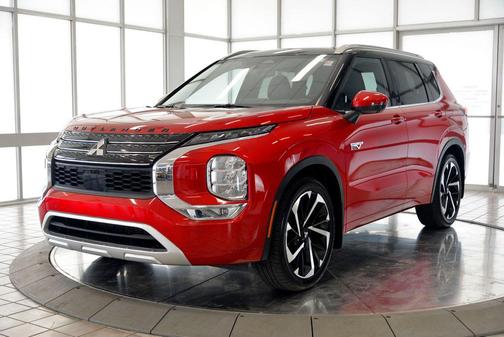 2024 Mitsubishi Outlander PHEV SEL