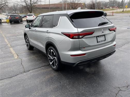 2022 Mitsubishi Outlander ES 2.5 S-AWC