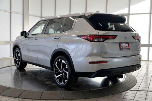 2022 Mitsubishi Outlander ES 2.5 S-AWC