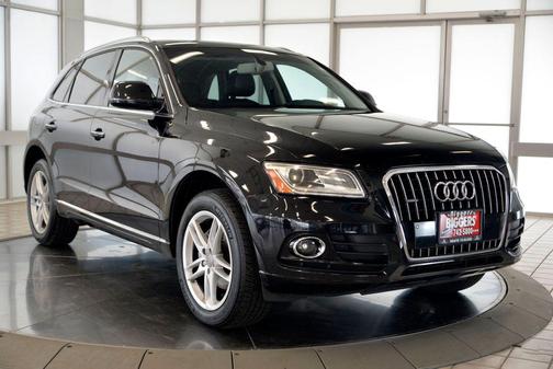 Black Metallic 2016 Audi Q5 2.0T Premium Plus