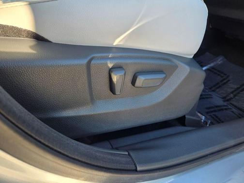 2026 Mitsubishi Eclipse Cross SEL