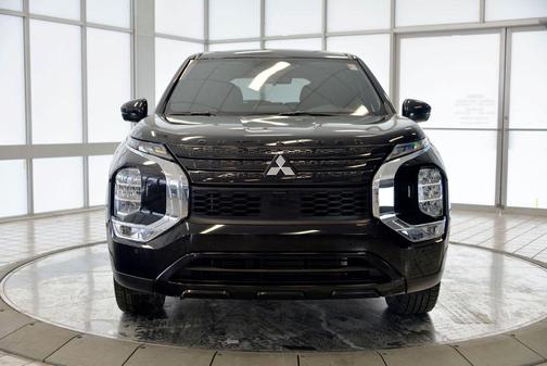 2023 Mitsubishi Outlander SE Black Edition S-AWC