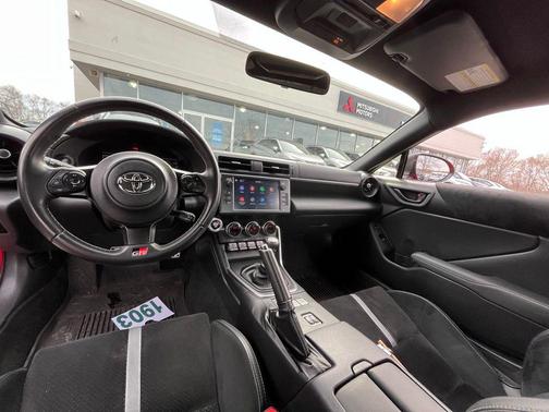 2023 Toyota GR86 Premium