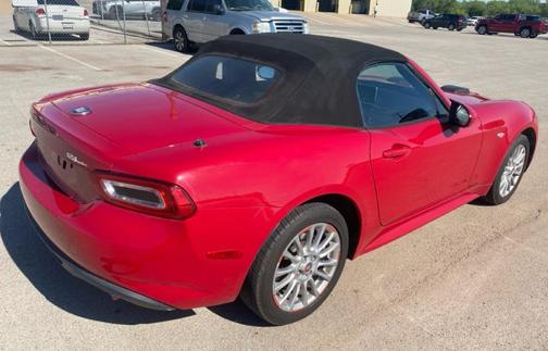 Rosso Red 2017 FIAT 124 Spider Base