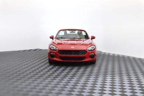 Rosso Red 2017 FIAT 124 Spider Base