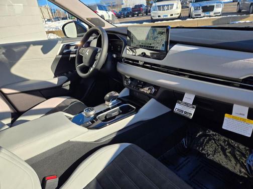 2026 Mitsubishi Outlander SE 1.5T S-AWC