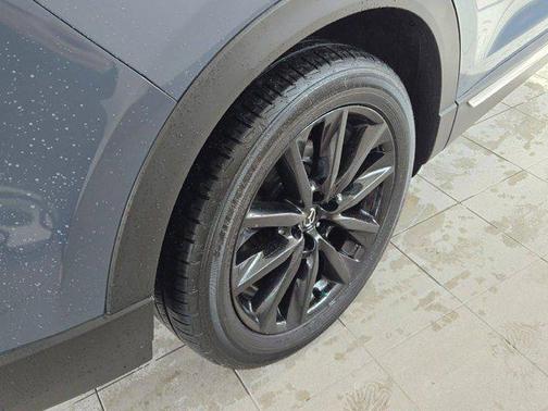 2023 Mazda CX-9 Carbon Edition