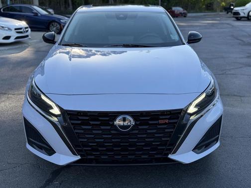 Gray Sky Pearl 2023 Nissan Altima SR Intelligent AWD