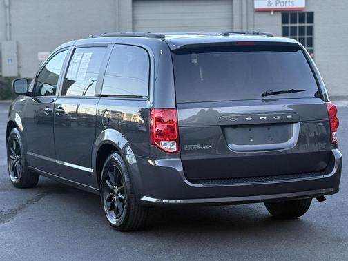 2020 Dodge Grand Caravan SE