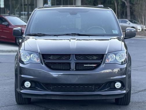 2020 Dodge Grand Caravan SE