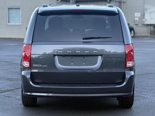 2020 Dodge Grand Caravan SE