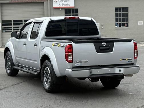 Brilliant Silver Metallic 2019 Nissan Frontier Desert Runner