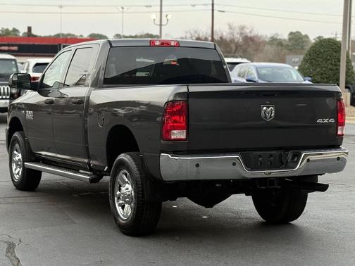 2018 RAM 2500 Tradesman Crew Cab 4x4 6'4' Box
