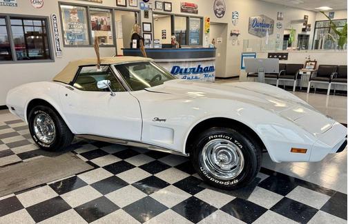 1975 Chevrolet Corvette Base