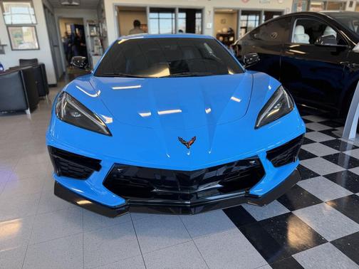 2022 Chevrolet Corvette Stingray w/2LT