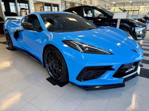 2022 Chevrolet Corvette Stingray w/2LT