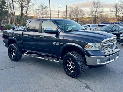 2016 RAM 1500 Laramie