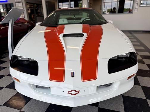 Arctic White 1997 Chevrolet Camaro SS