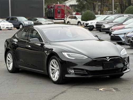 2018 Tesla Model S 75D