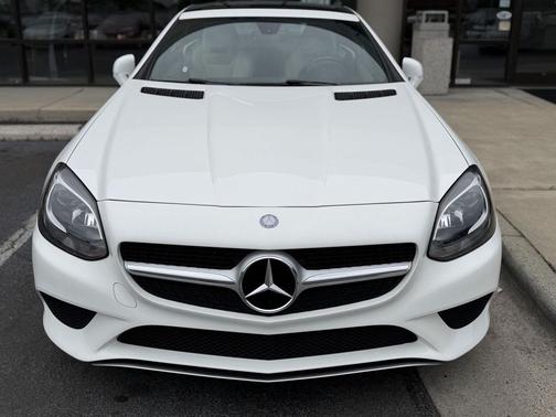 Polar White 2017 Mercedes-Benz SLC 300 SLC 300