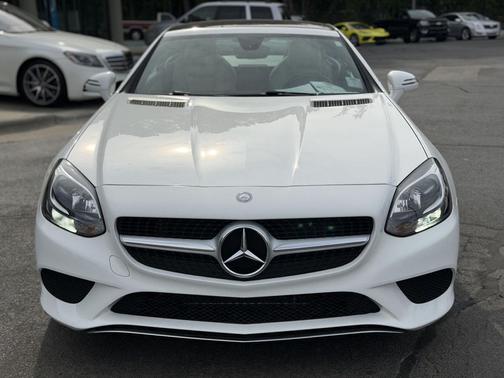 Polar White 2017 Mercedes-Benz SLC 300 SLC 300