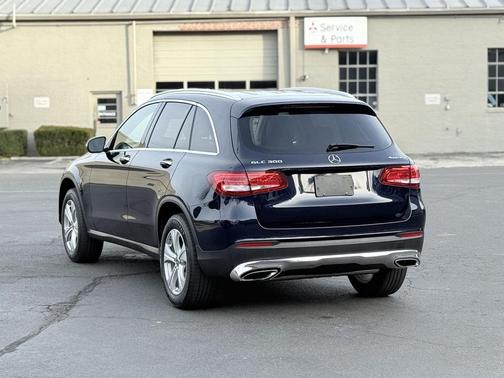 2017 Mercedes-Benz GLC 300 4MATIC