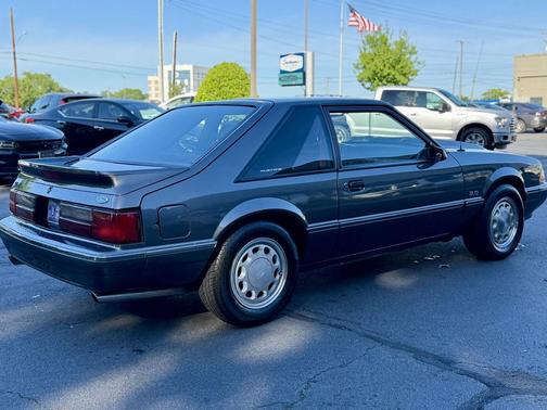 Grey 1989 Ford Mustang LX Sport