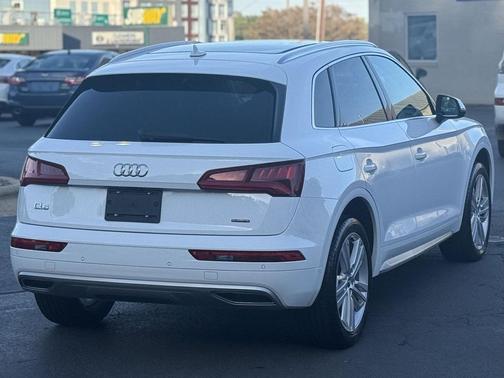 2019 Audi Q5 2.0T Premium Plus