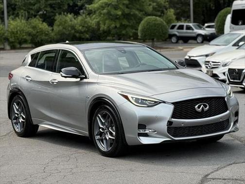 2018 INFINITI QX30 Sport
