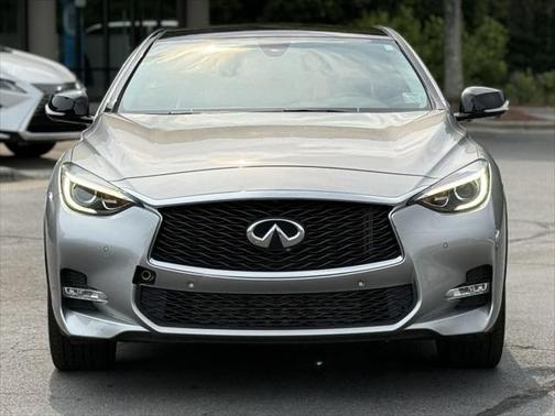 2018 INFINITI QX30 Sport