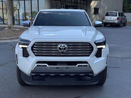2024 Toyota Tacoma Limited