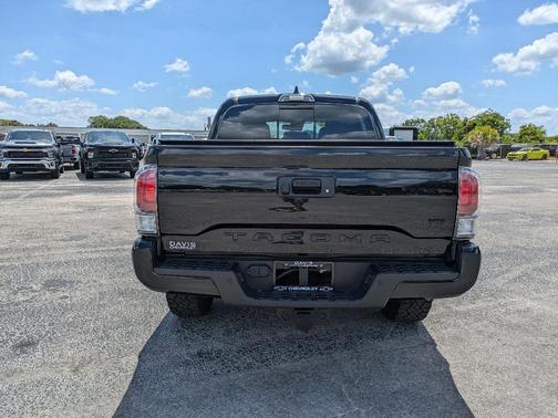 2022 Toyota Tacoma TRD Off Road