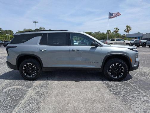 Gray 2026 Chevrolet Traverse Z71