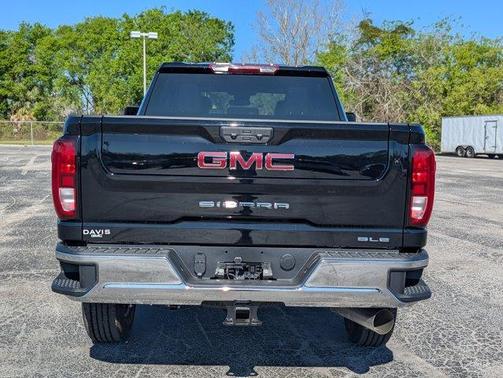 2026 GMC Sierra 2500 SLE