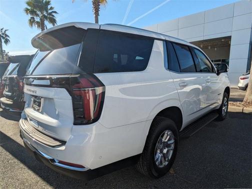 2025 Chevrolet Tahoe LS