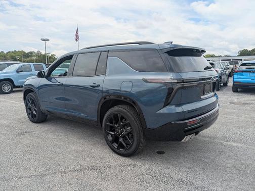 Blue 2026 Chevrolet Traverse RS