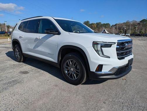 2025 GMC Acadia Elevation