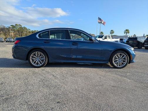 2024 BMW 330e xDrive