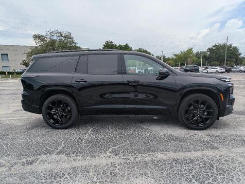 2024 Chevrolet Traverse RS