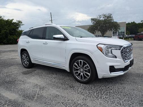 2023 GMC Terrain Denali