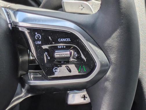 2024 Jaguar E-PACE P250 R-Dynamic SE